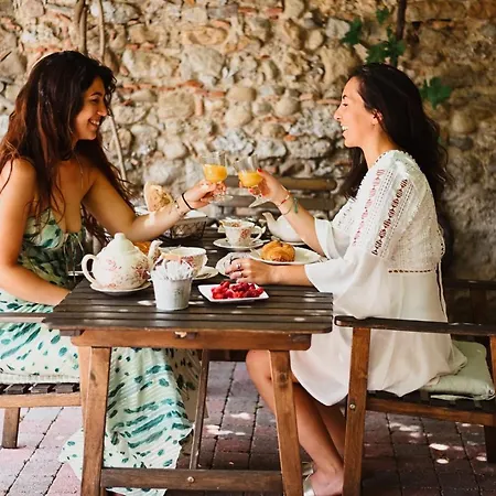 فندق مبيت وإفطار Demeure De La Carmine, Sejour Bien-etre D'exception, Piscine, Hammam, Champagne