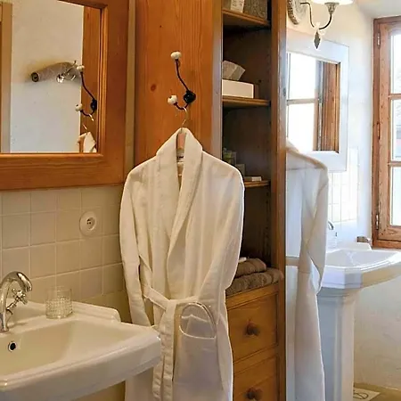 Demeure De La Carmine, Sejour Bien-etre D'exception, Piscine, Hammam, Champagne Frühstückspension