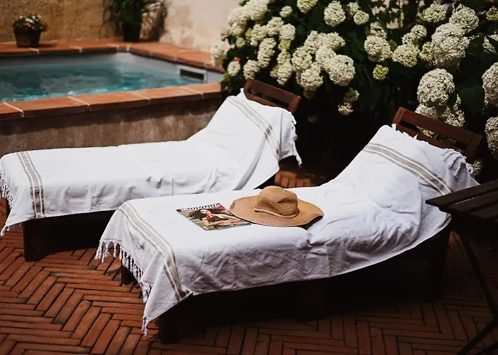 Demeure De La Carmine, Sejour Bien-etre D'exception, Piscine, Hammam, Champagne Alojamento de Acomodação e Pequeno-almoço